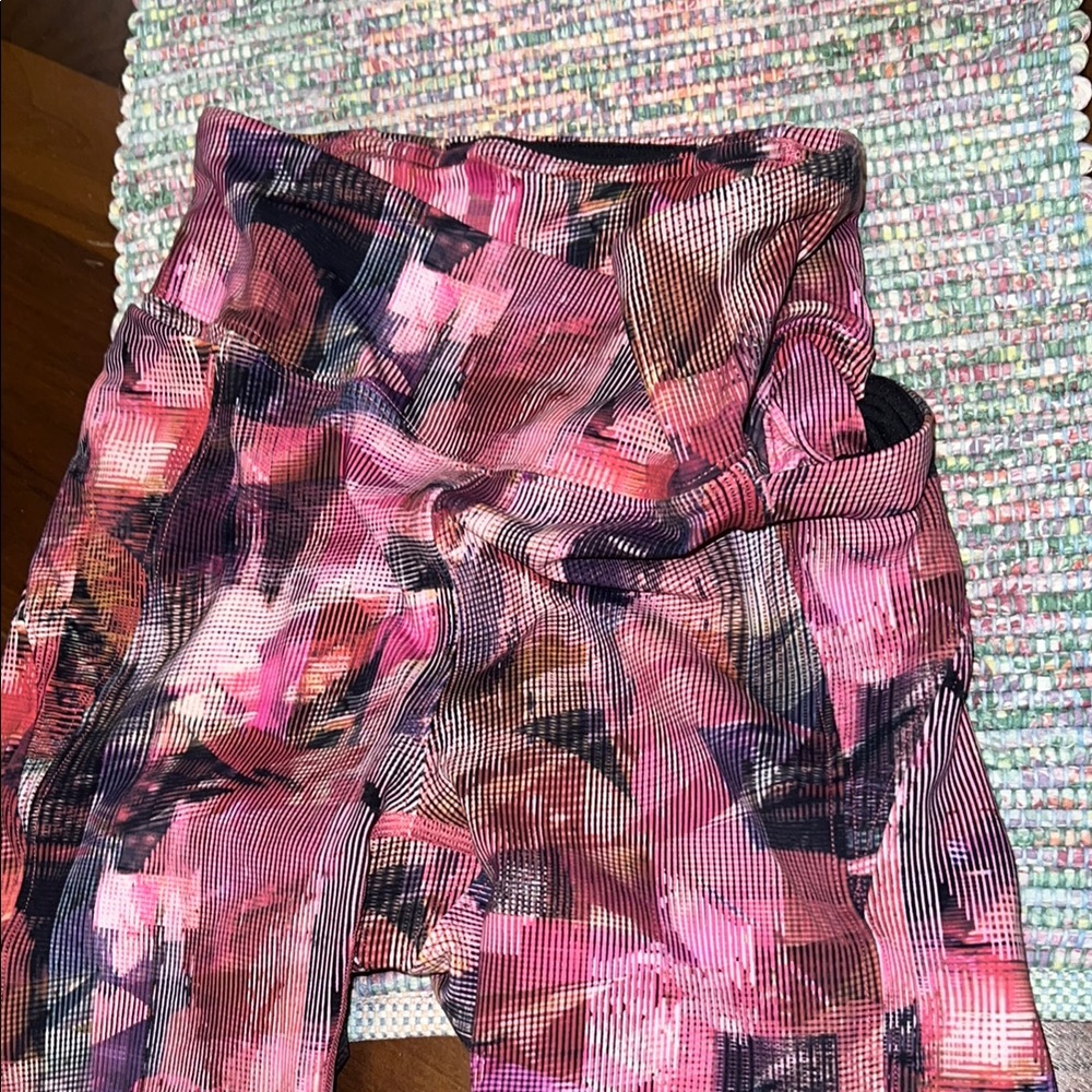 Lululemon Pink and Black Bike Shorts Artistic Design w/side pockets. - Picture 13 of 16